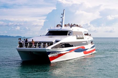 Transfer from Samui to Koh Tao and back by High-Speed Catamaran "Lomprayah"